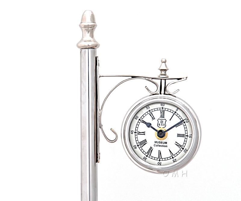 Brass/ Alum. Lamp Post Clock One Sided