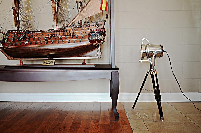 Alum Spot Light On Wooden Stand