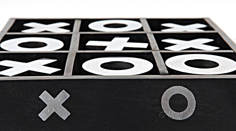 Wooden/ Aluminium X-O Game