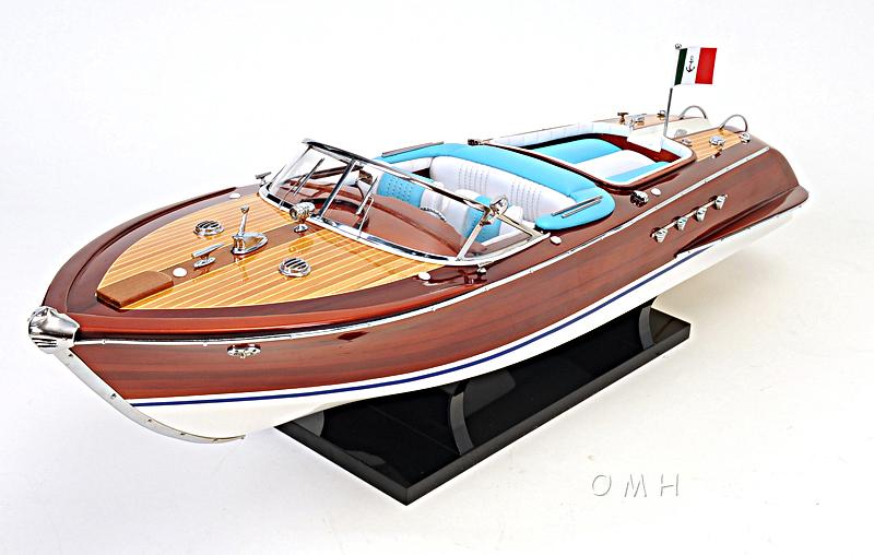 RIVA AQUARAMA PAINTED MEDIUM