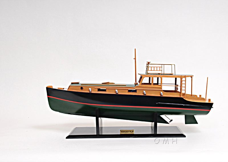 Hemingway™ Pilar Fishing Boat