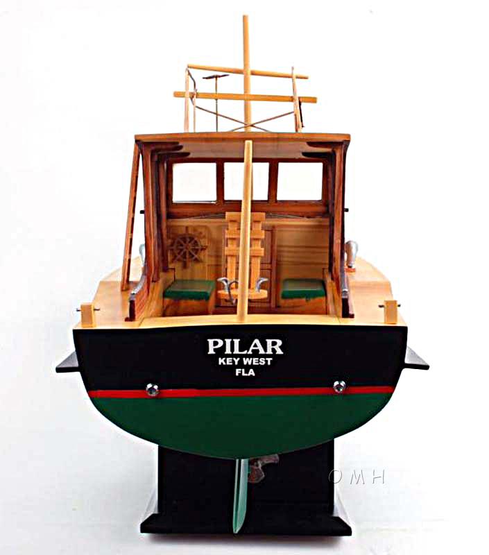 Hemingway™ Pilar Fishing Boat