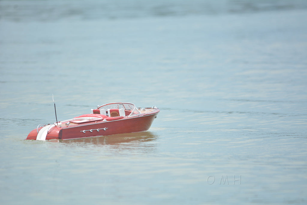 Riva Aquarama Painted With RC Motor