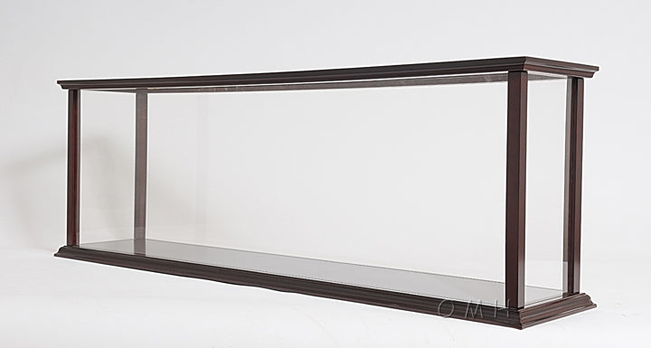 RMS Titanic Midsize with Display Case