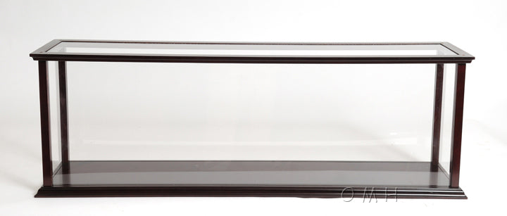 Queen Mary Midsize with Display Case