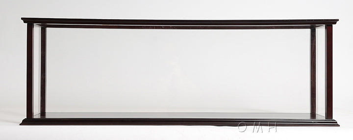 Queen Mary Midsize with Display Case