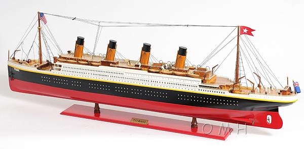 TITANIC PAINTED XL