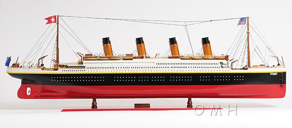 TITANIC PAINTED XL
