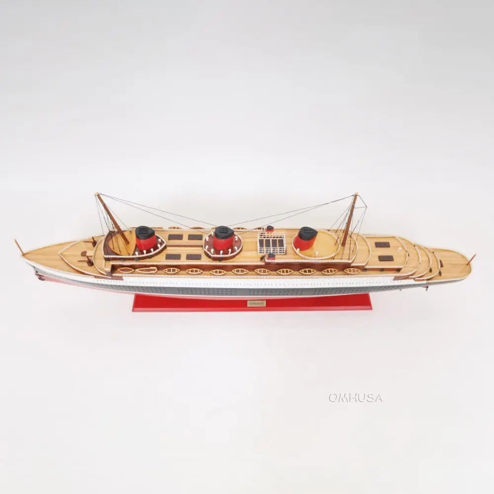 Normandie Large with Display Case