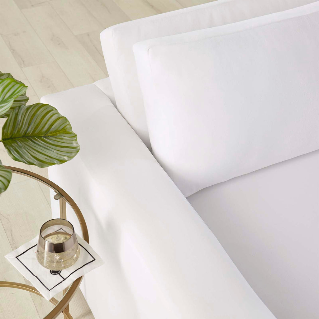 Avendale Velvet Sofa by Modway
