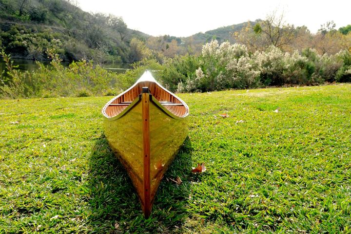 Wooden Canoe with Ribs 18