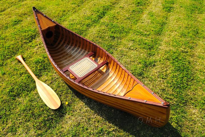 6 ft Wooden Canoe with ribs