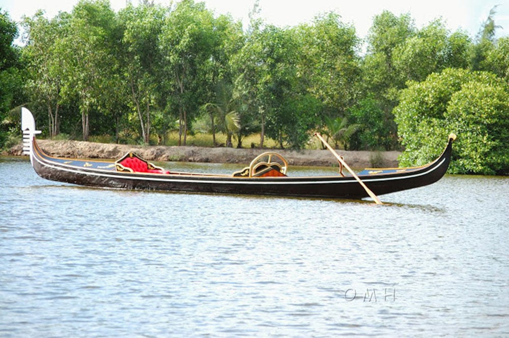 Venetian Gondola Real Boat 36