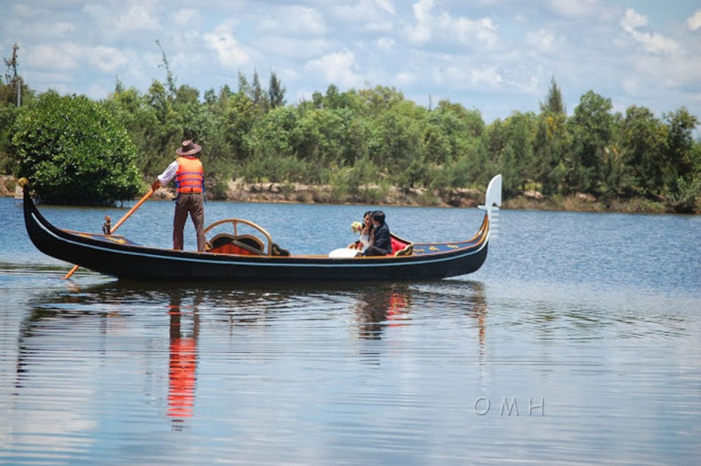 Venetian Gondola Real Boat 36