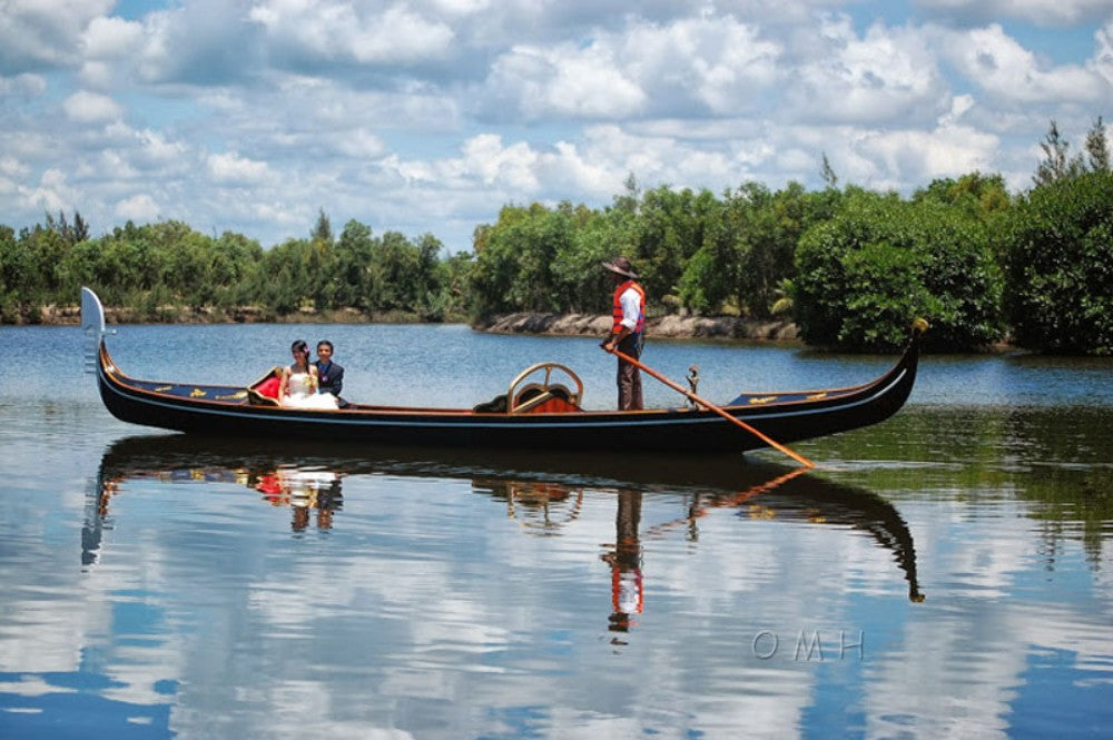 Venetian Gondola Real Boat 36