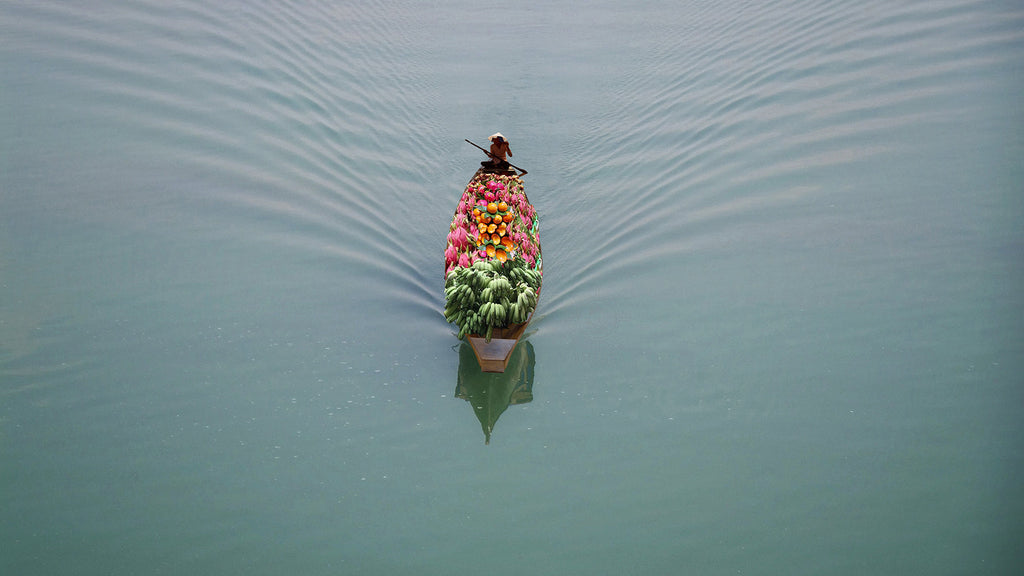 Small South East Asia Sampan Boat Teal Bottom Thuyen Ba La Tam Ban