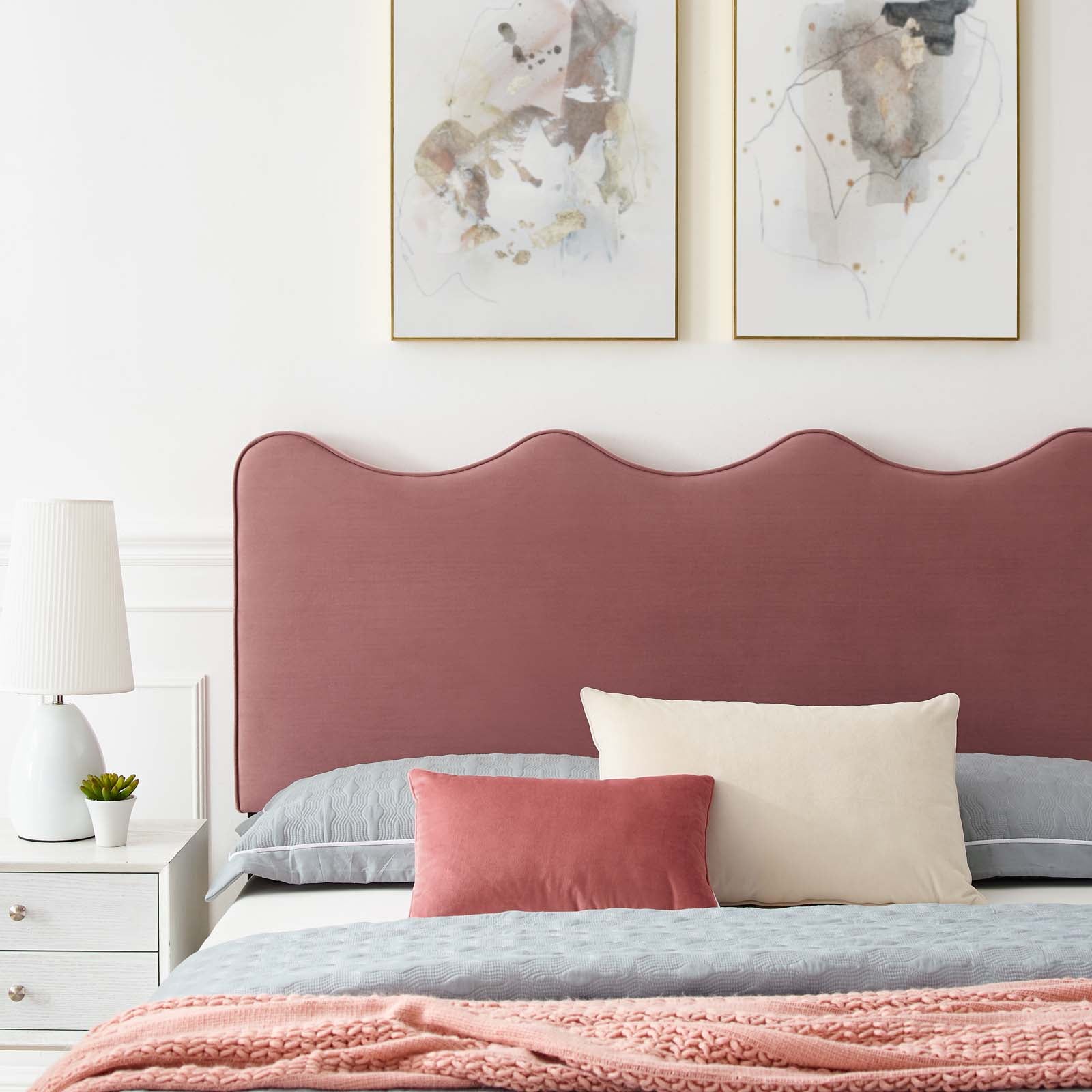 Current Performance Velvet Twin Platform Bed by Modway