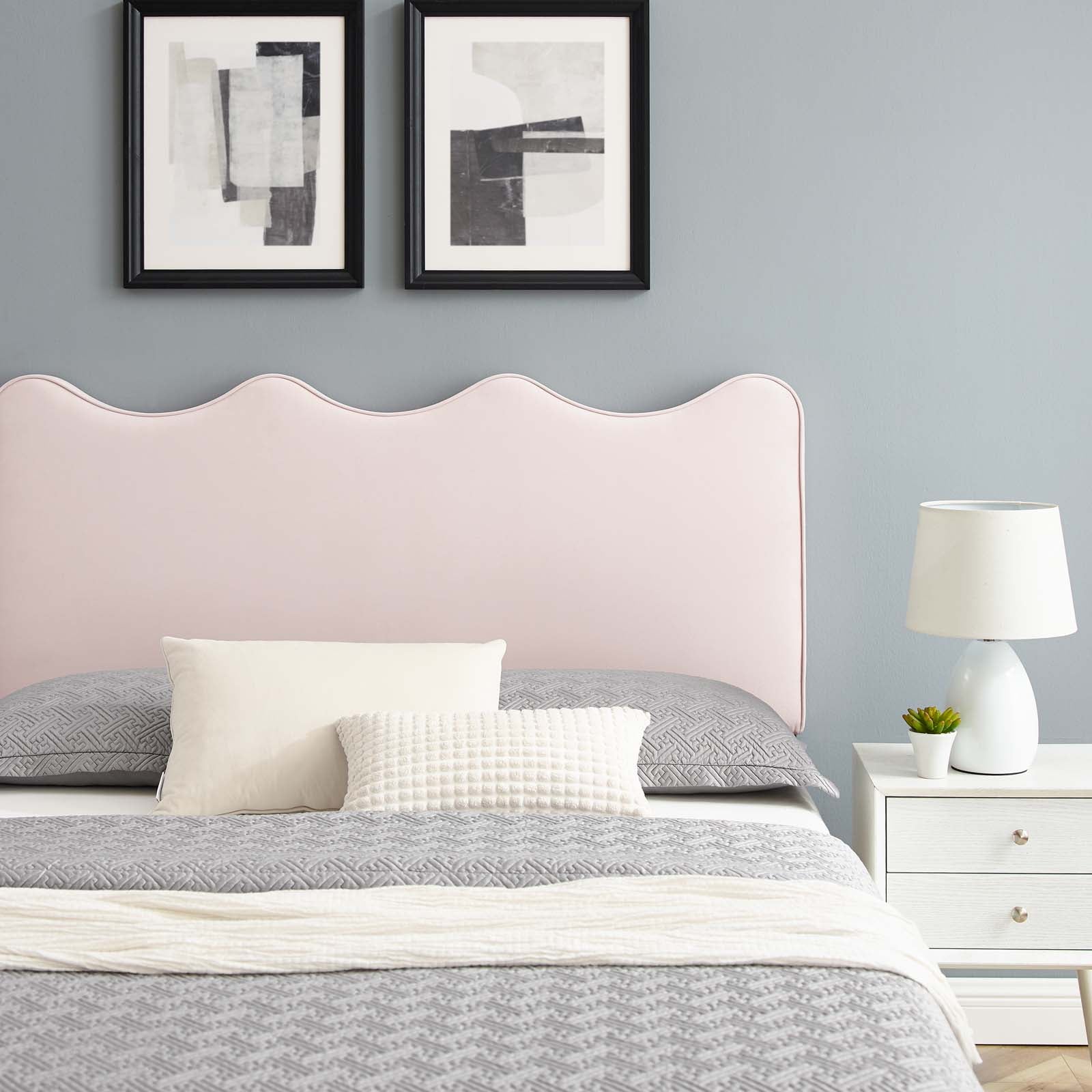 Current Performance Velvet Full Platform Bed by Modway