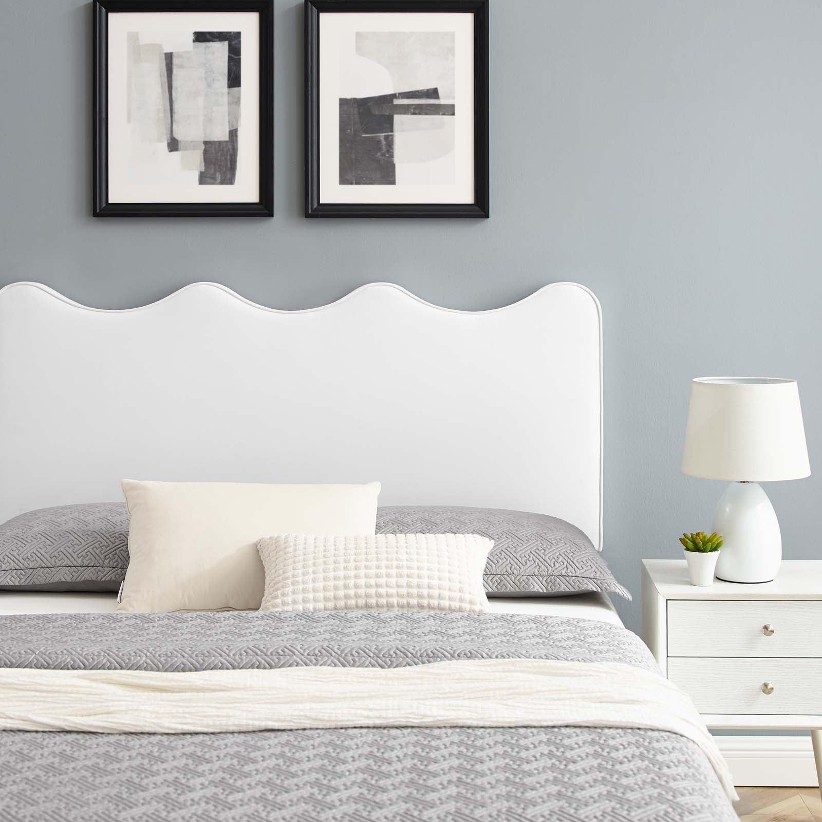 Current Performance Velvet Full Platform Bed by Modway