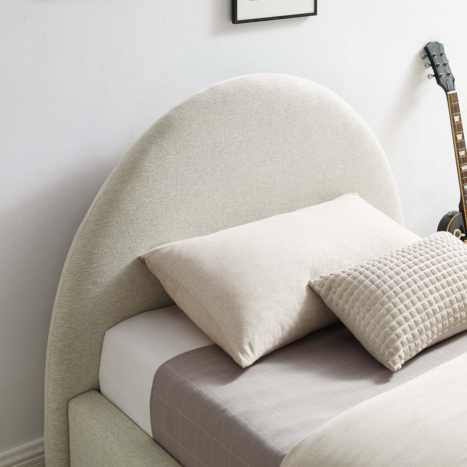 Resort Upholstered Fabric Arched Round Twin Platform Bed by Modway