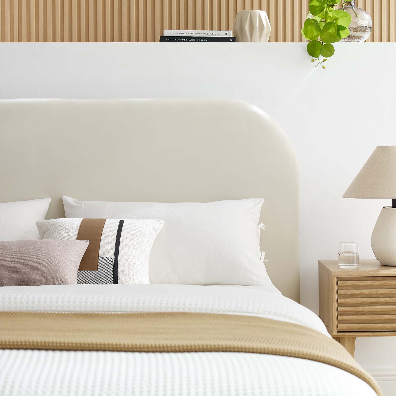Keynote Performance Velvet Curved King Platform Bed by Modway
