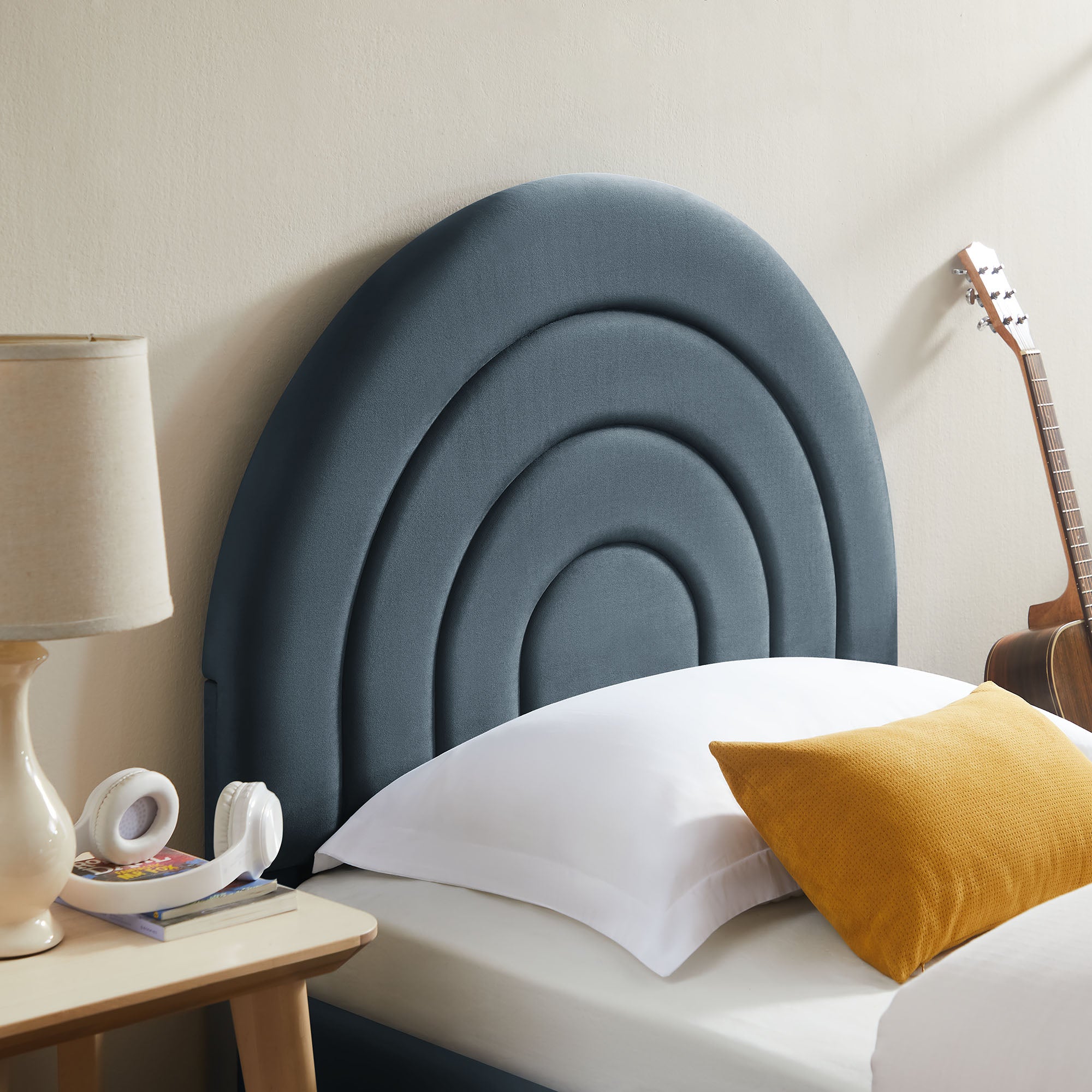 Solana Arched Performance Velvet Twin Platform Bed by Modway