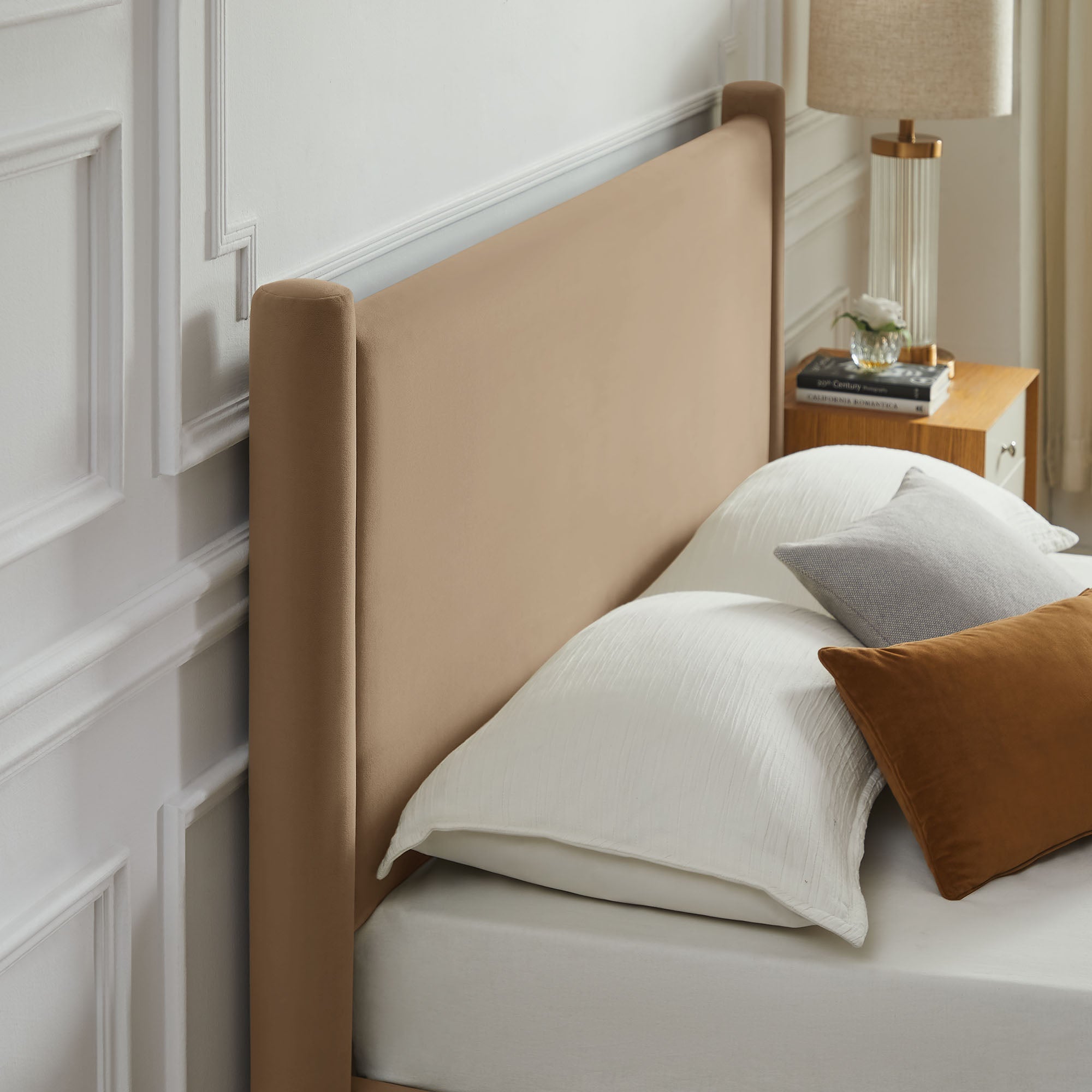 Rael Performance Velvet King Platform Bed by Modway