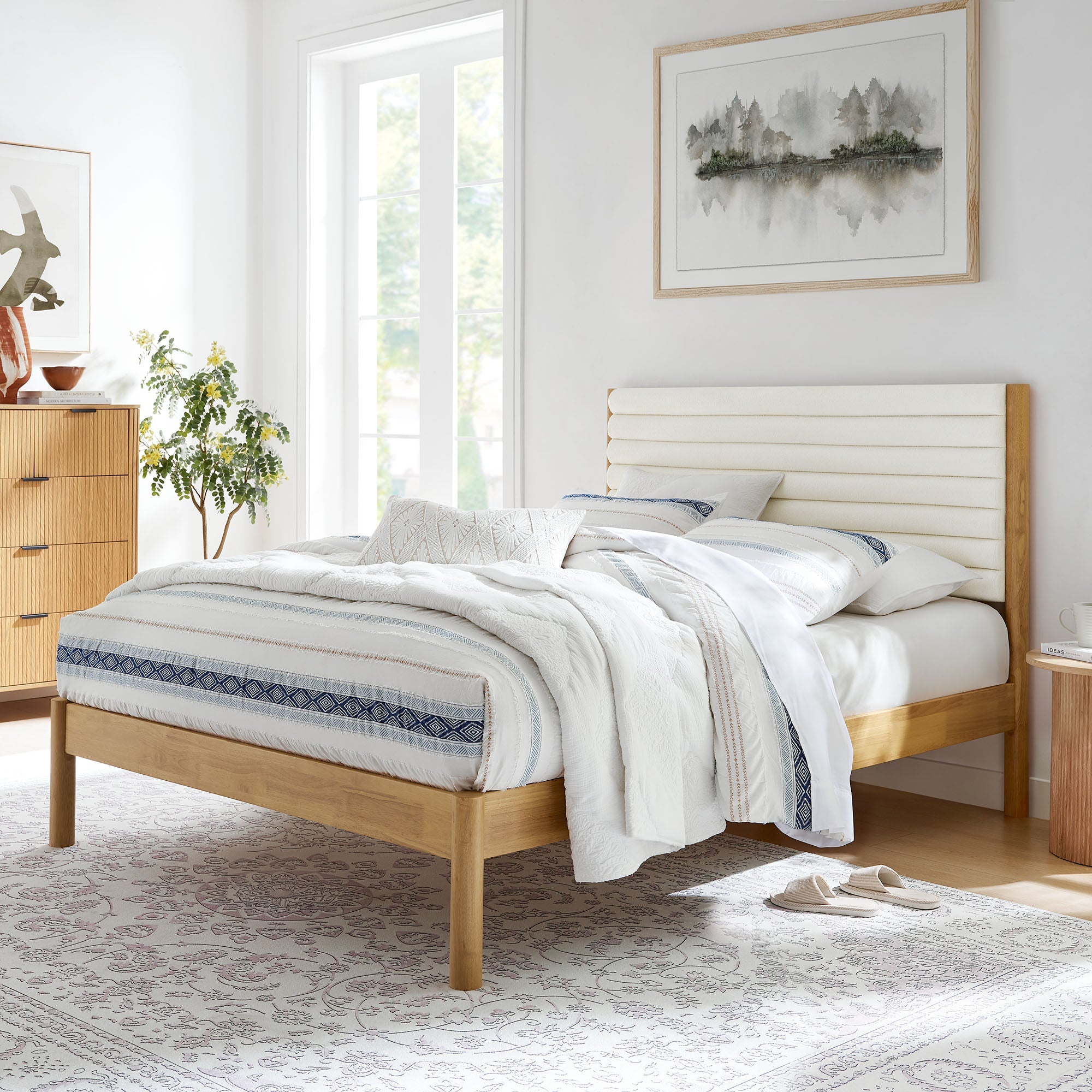 Olea Channel Tufted Boucle Solid Wood Queen Platform Bed by Modway