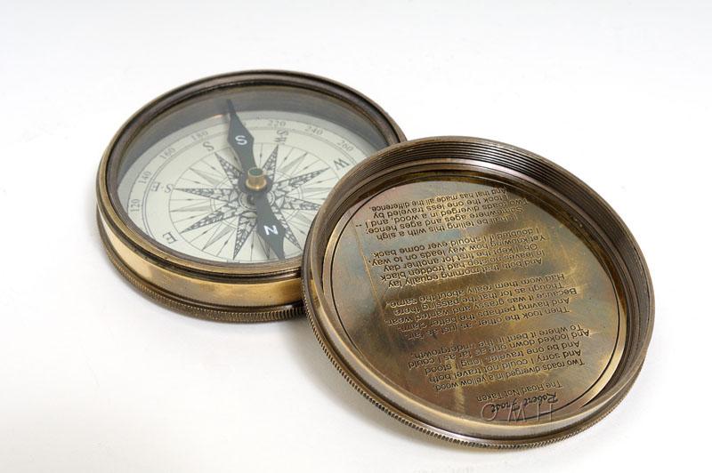 Beetles Compass w leather case