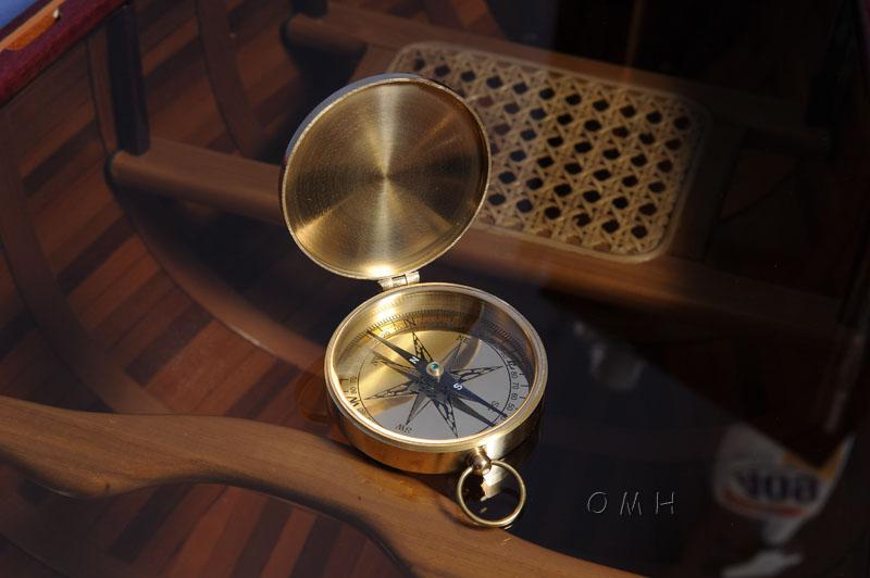 Lid Compass