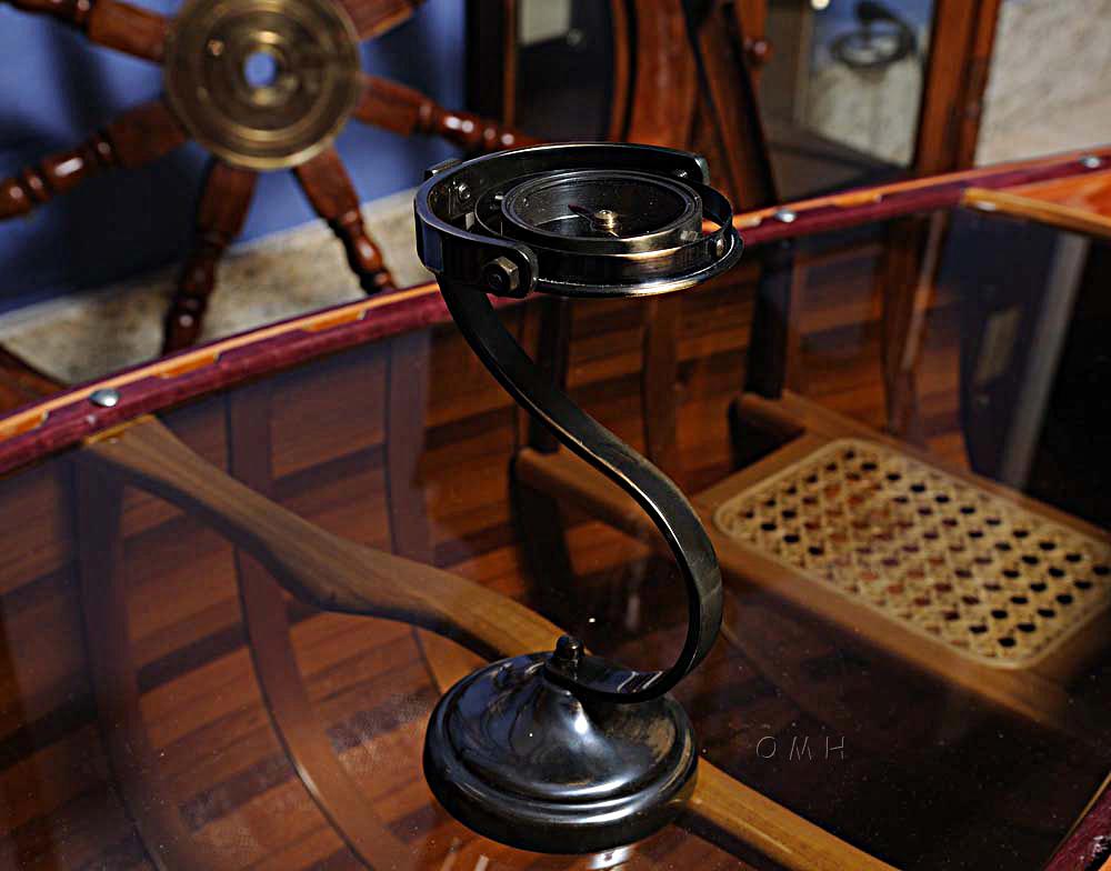 Gimbaled Compass on brass stand