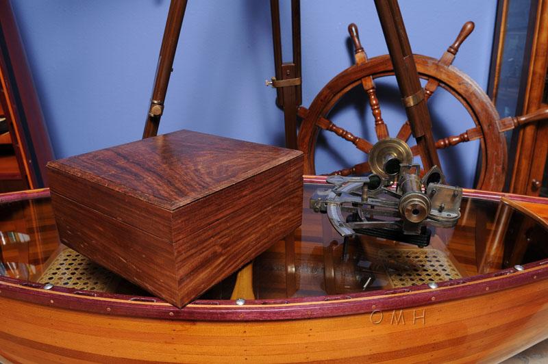 Nautical Sextant in wood box (Large)