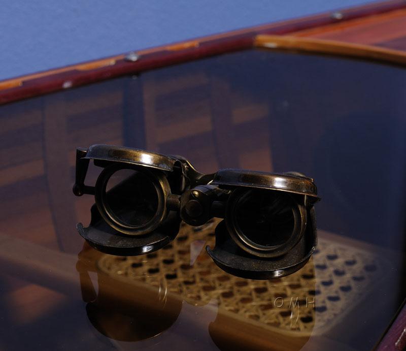 Folding Binocular in wood box