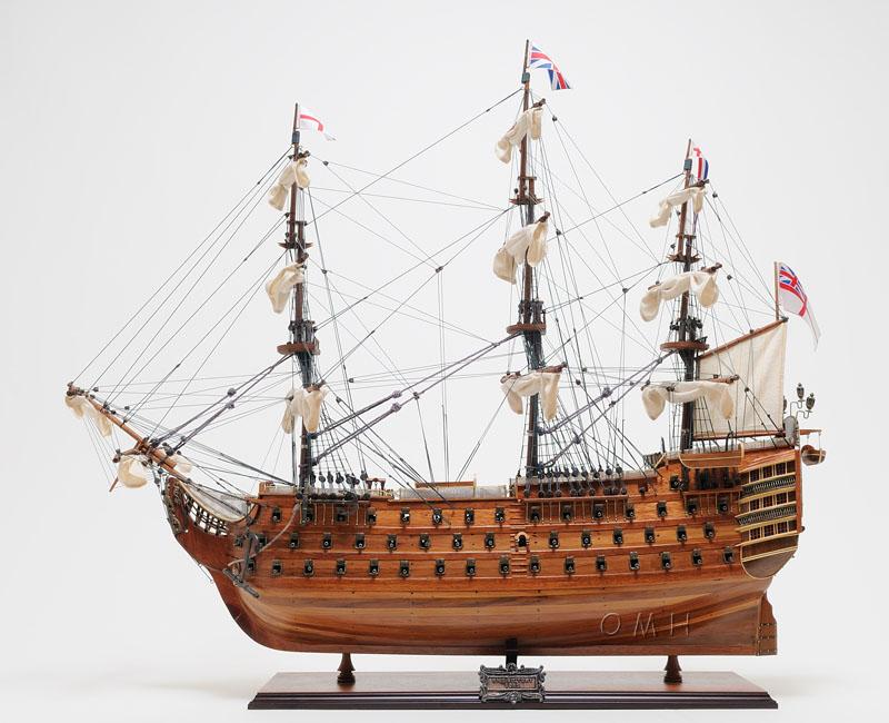 HMS Victory Mid Size EE
