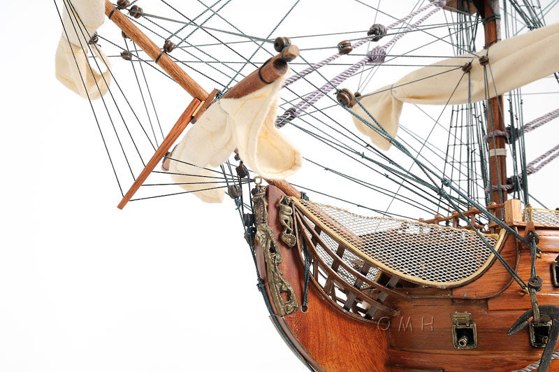 HMS Victory Large With Floor Display Case
