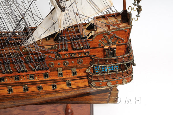 San Felipe Large With Floor Display Case