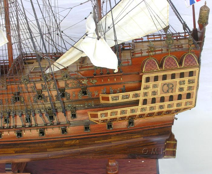 Sovereign of the Seas XXL - 7.5 Ft