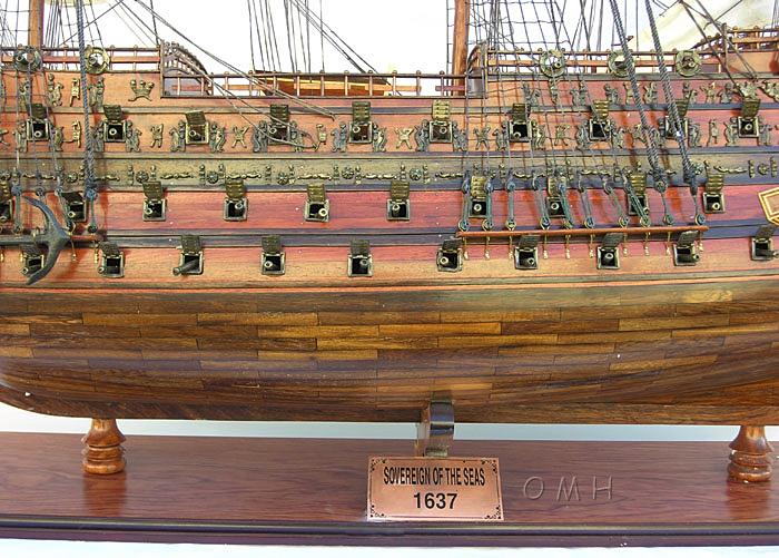 Sovereign of the Seas XXL - 7.5 Ft