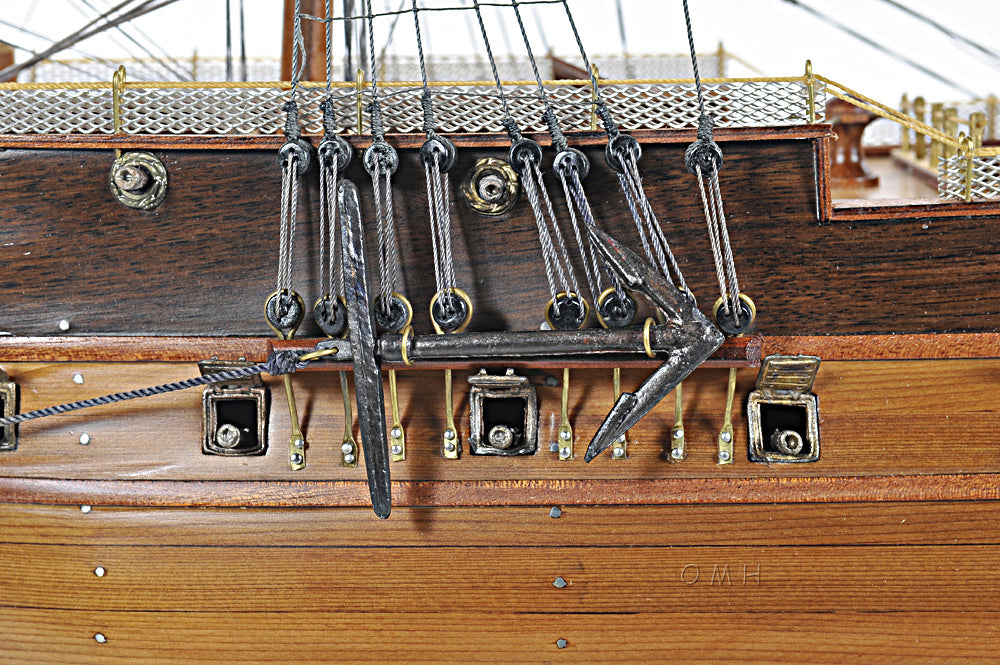 HMS Surprise Large With Floor Display Case