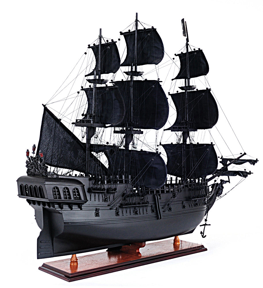 Black Pearl Pirate Ship Large With Floor Display Case