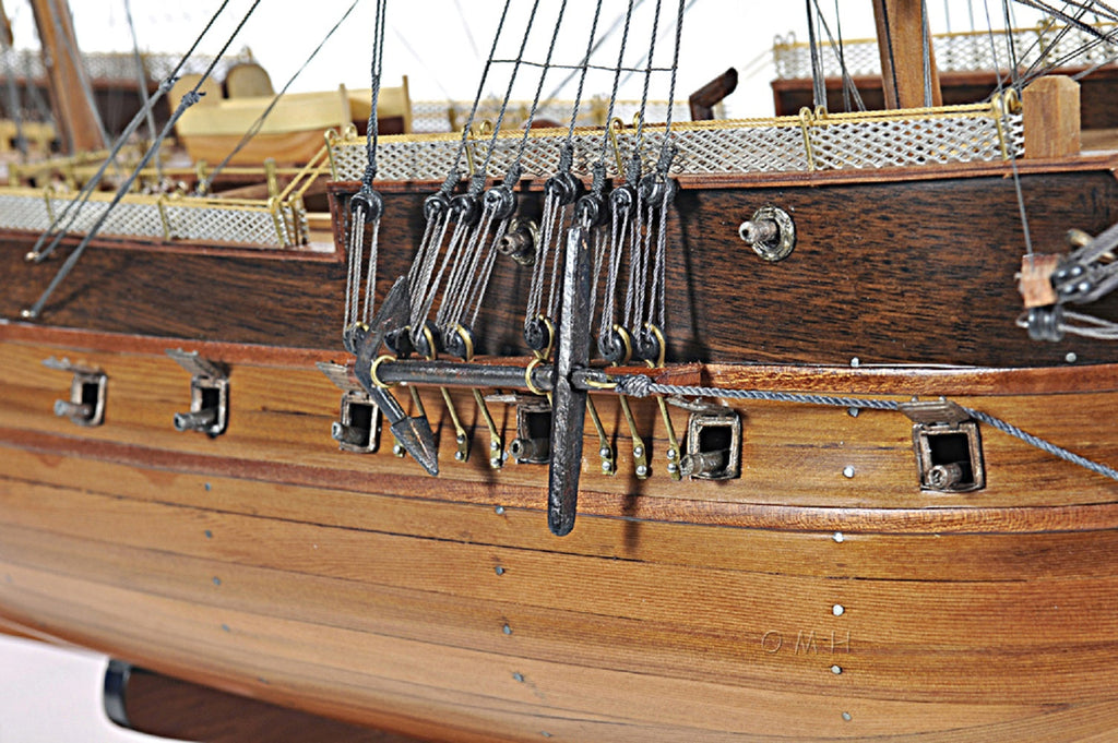 HMS Surprise Medium