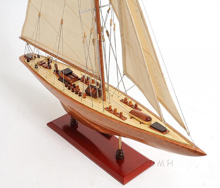 Endeavour Sm