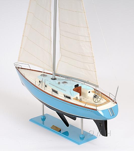 Bristol Yacht