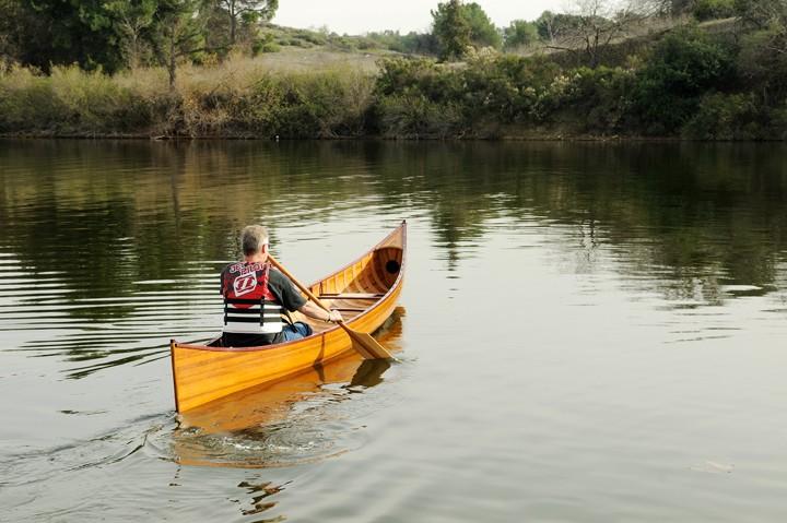 Wooden Canoe with Ribs 16