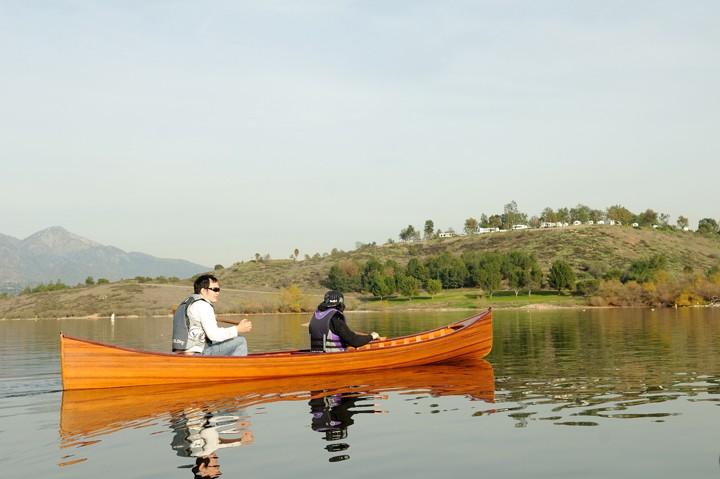 Wooden Canoe with Ribs 16