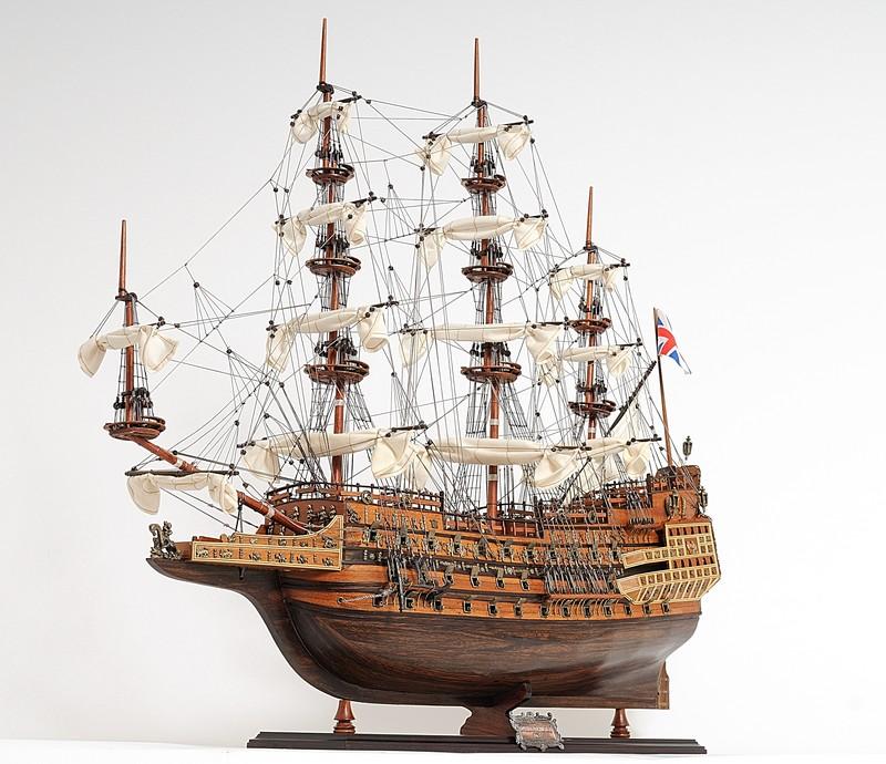 Sovereign of the Seas Mid Size EE