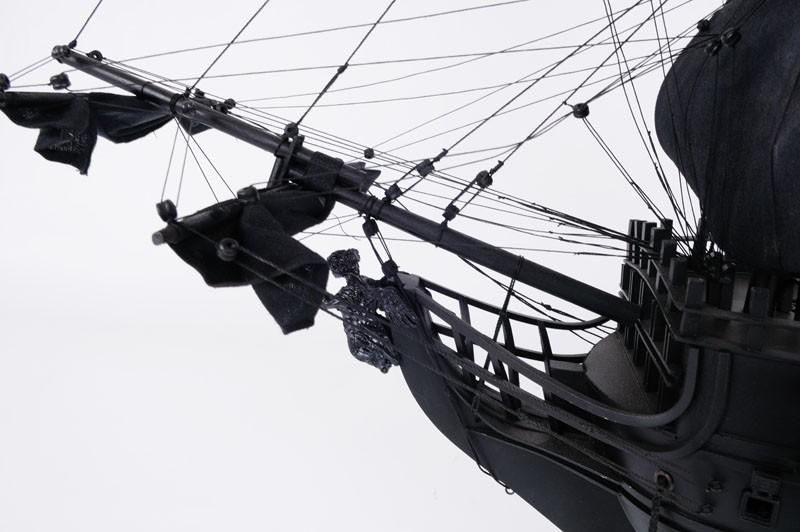 Black Pearl Pirate Ship Medium