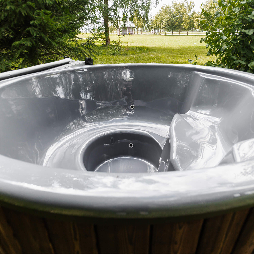 Premium 4-Person Fully-Assembled ThermoWood® Wood-Fired Hot Tub [MWT4] (SAK14528)