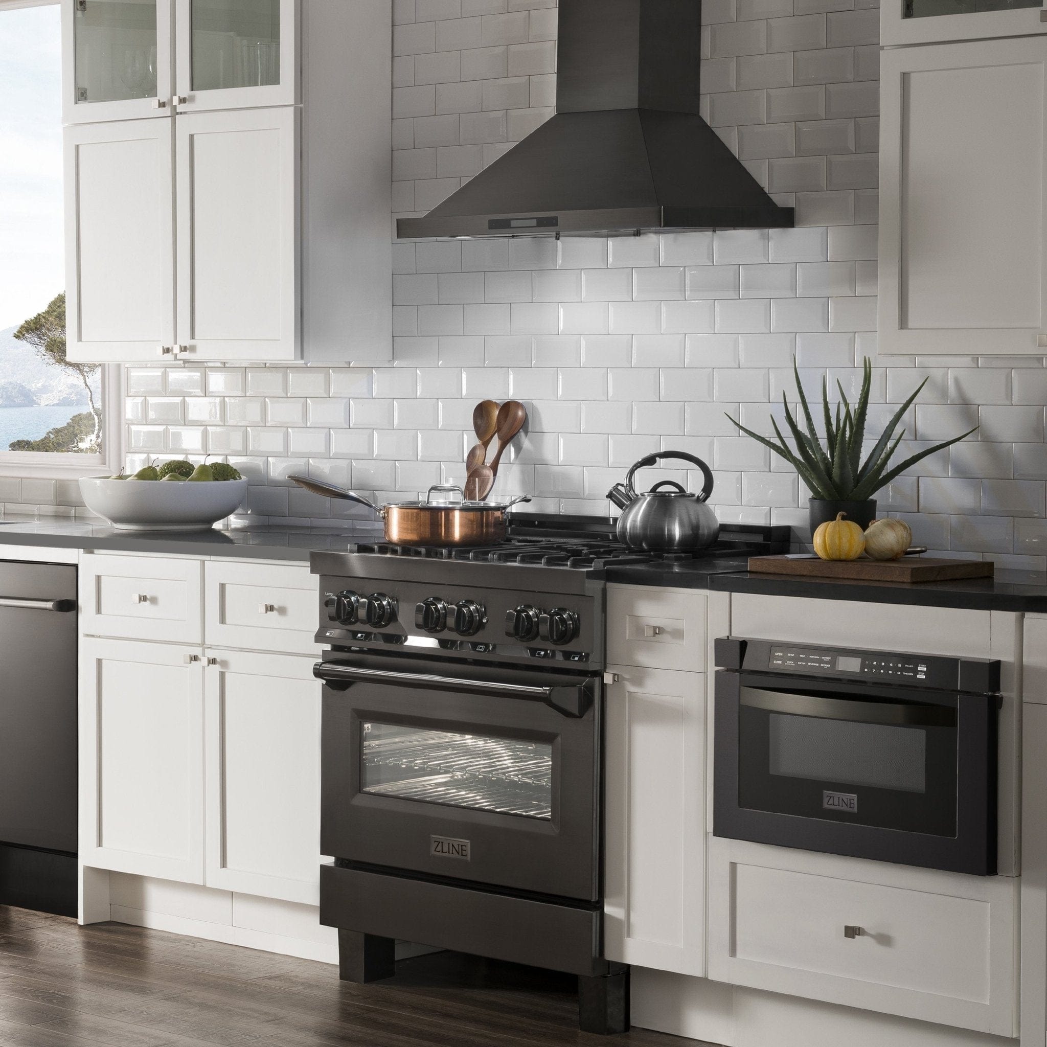 ZLINE 30" Black Stainless, Gas/Electric Oven, Brass Burners, RAB-BR-30