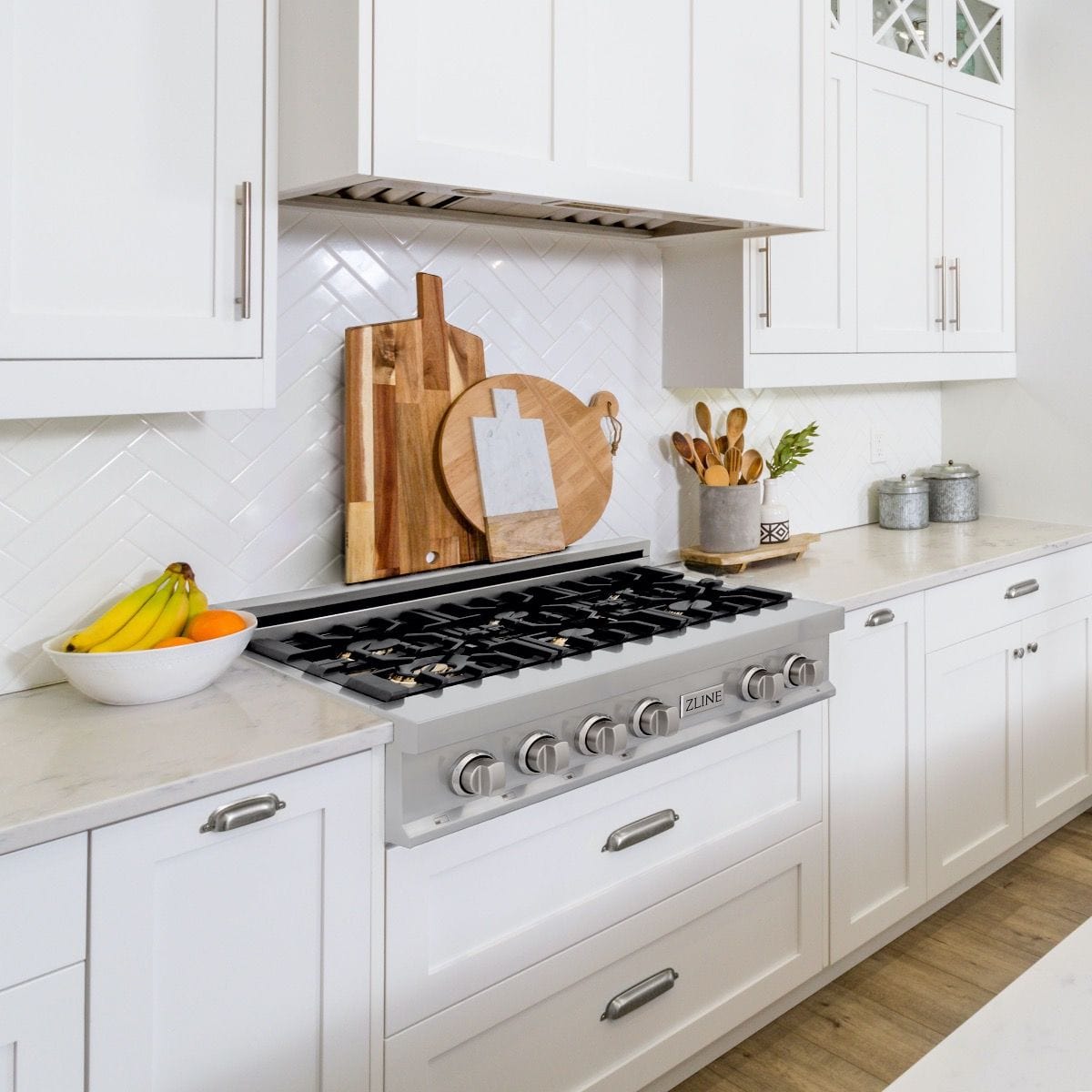 ZLINE 30" Porcelain Rangetop With 4 Gas Brass Burners, RT-BR-30